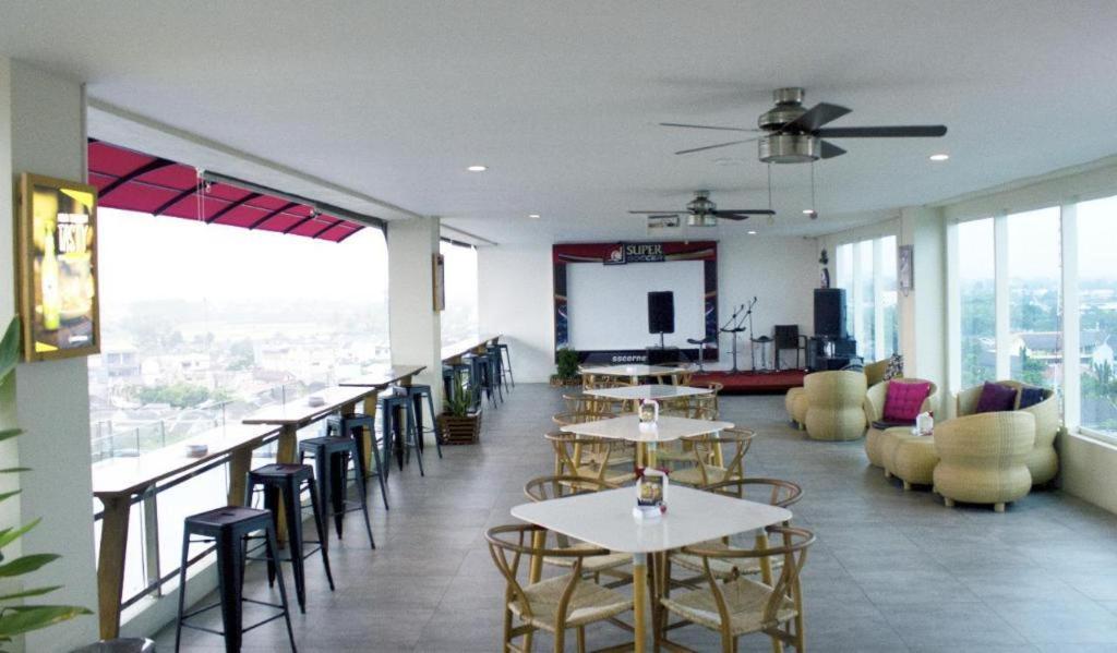 Java Lotus Hotel Jembel Extérieur photo